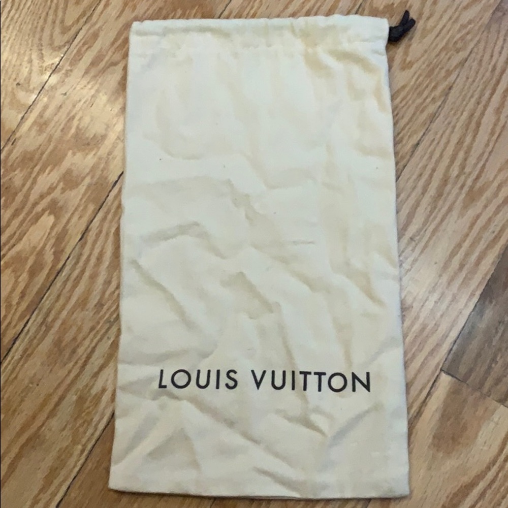 Dust bag